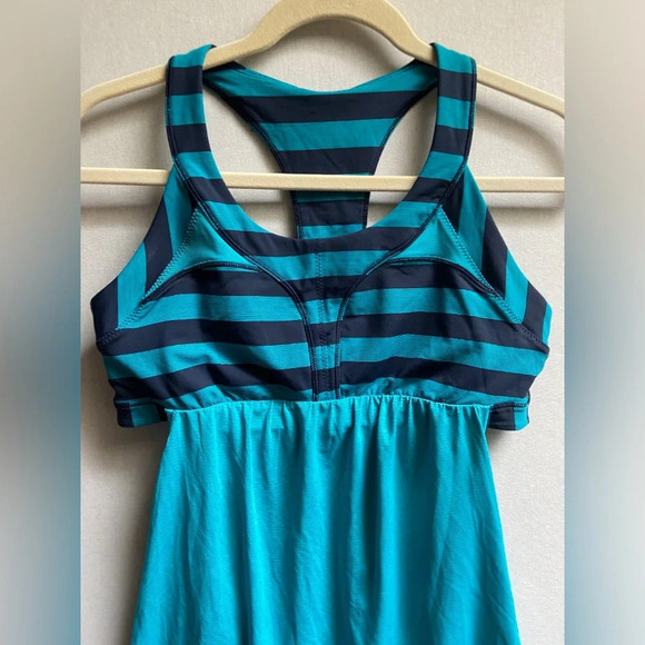 Lululemon 2-In-Run Micro Macro Stripe Surge Stripe Built in Bra Tank  Sz 12 - Picture 4 of 8